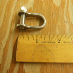 Small Ronstan D Shackle